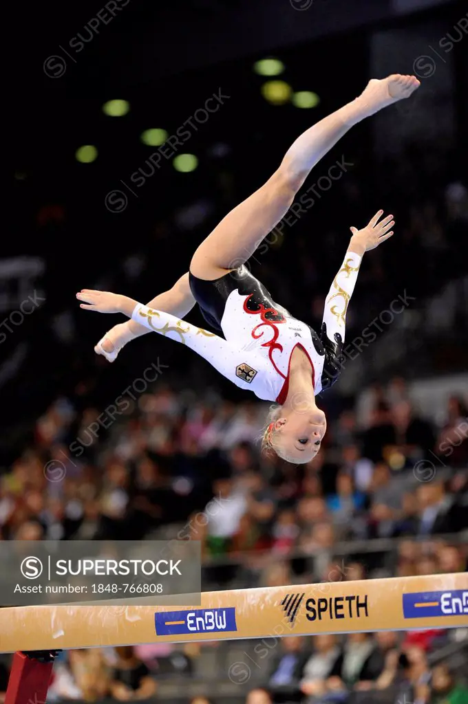 Pia Tolle, GER, balance beam, EnBW Gymnastics World Cup Women, Porsche Arena
