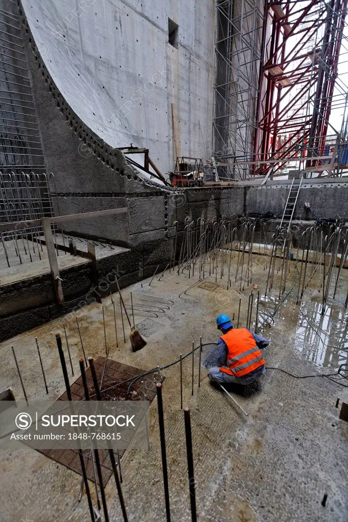 Construction site of the new hydropower plant in Rheinfelden, turbine chamber, chamber 3, concreting work