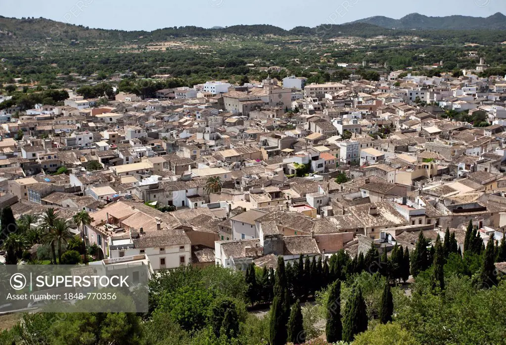 View over the houses of Artá