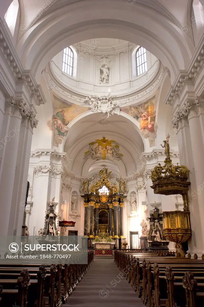 Interior with the high altar, St. Salvator Cathedral of Fulda, Fulda Cathedral