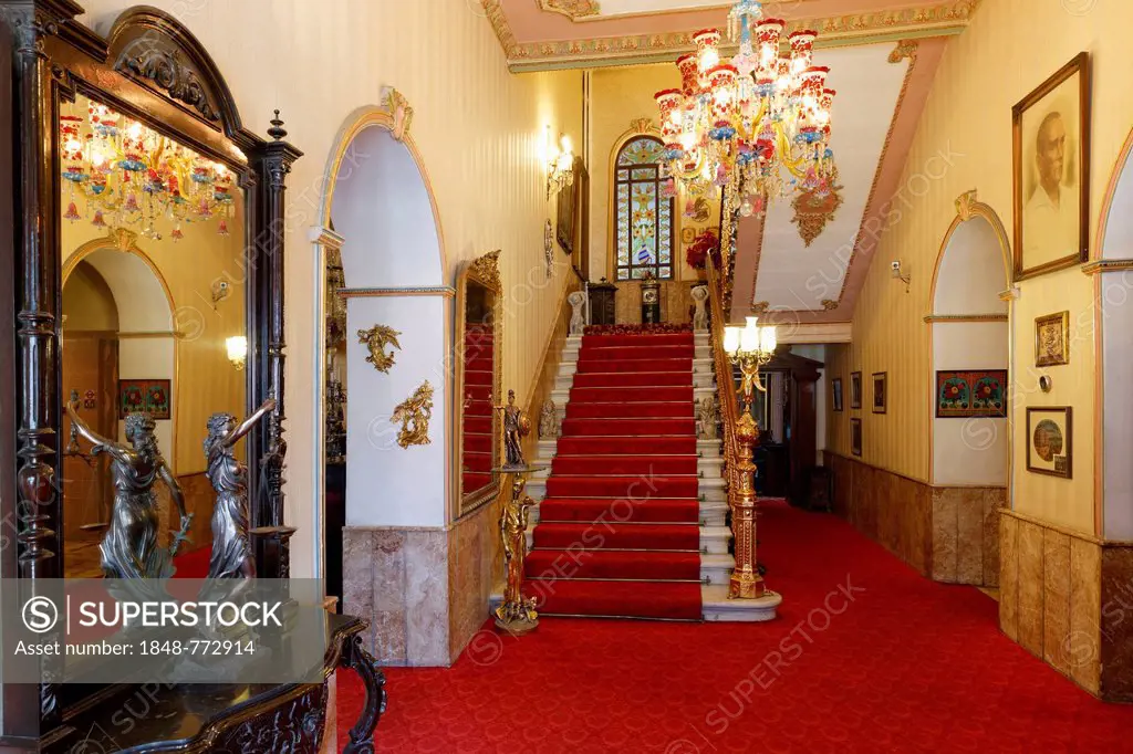 Staircase in the Büyük Londra Oteli or Grand Hotel de Londres