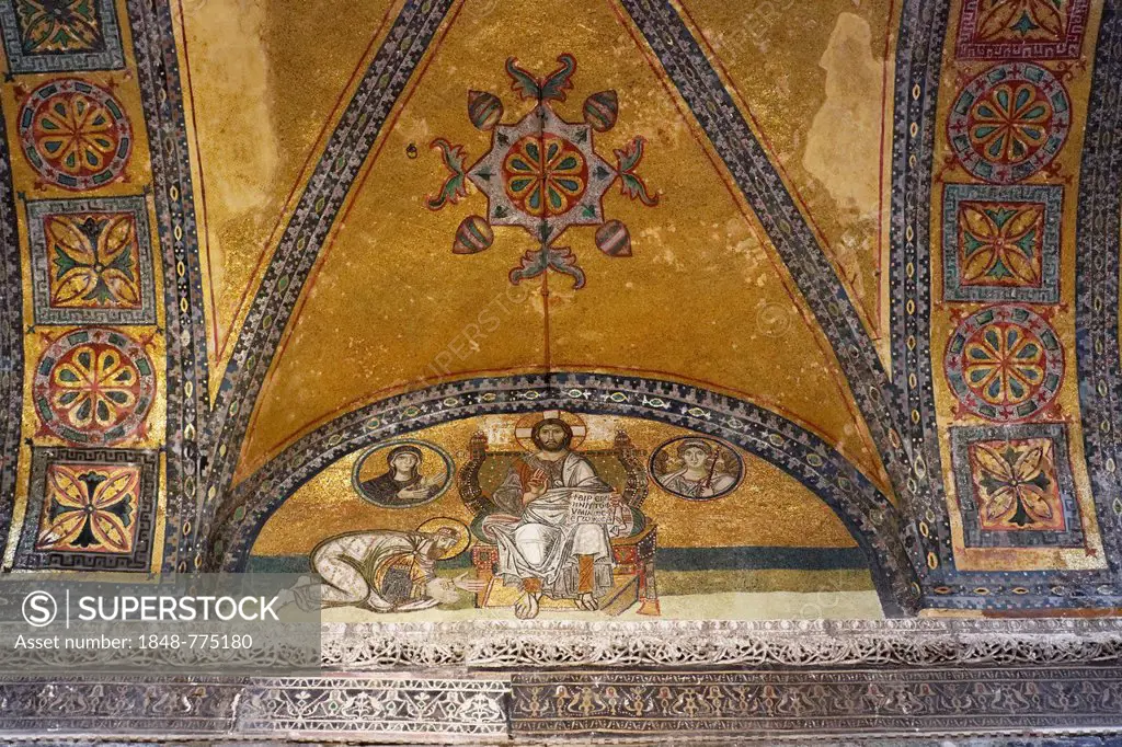 Byzantine mosaic of Jesus on a throne with the kneeling Emperor Leo VI in the narthex, Hagia Sophia
