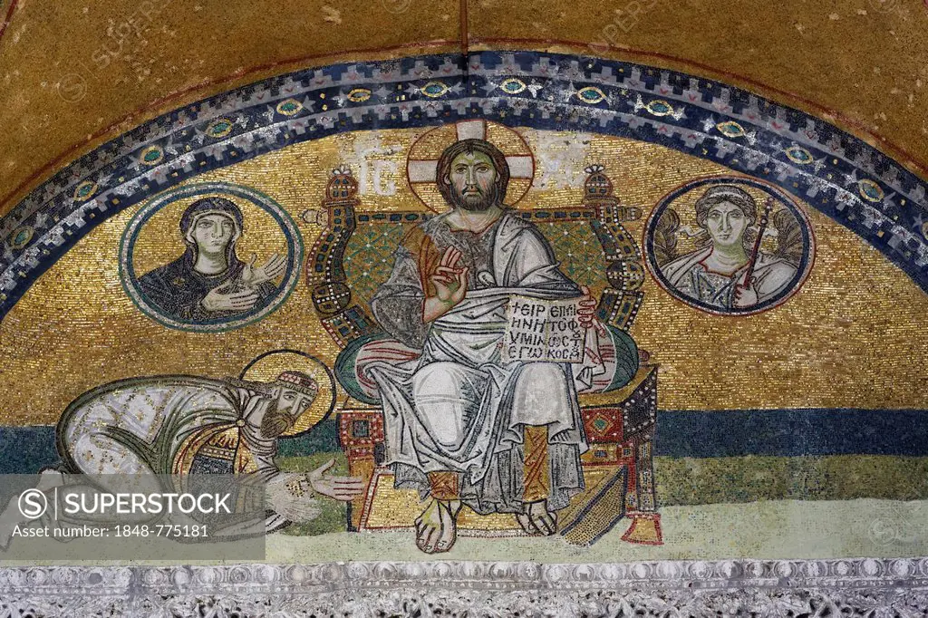 Byzantine mosaic of Jesus on a throne with the kneeling Emperor Leo VI in the narthex, Hagia Sophia