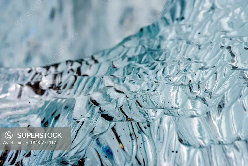 Melt patterns, close-up of an iceberg