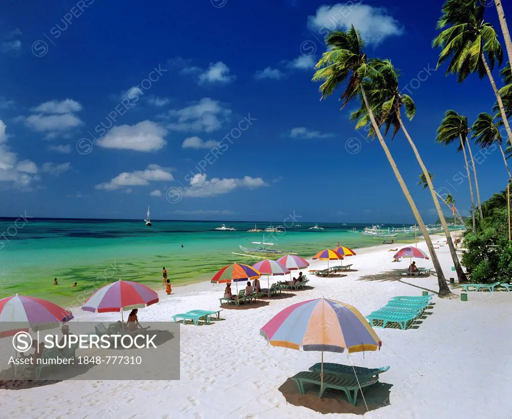 White Beach, sandy beach, parasols, algal bloom