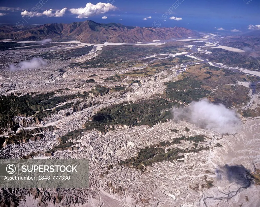 Mount Pinatubo, lahar fields, mudstreams, lahar, pyroclastic flow, aerial view