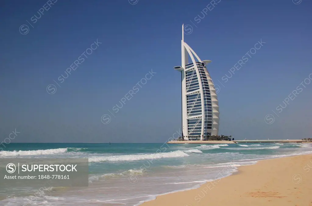 Burj Al Arab luxury hotel, Jumeirah Beach
