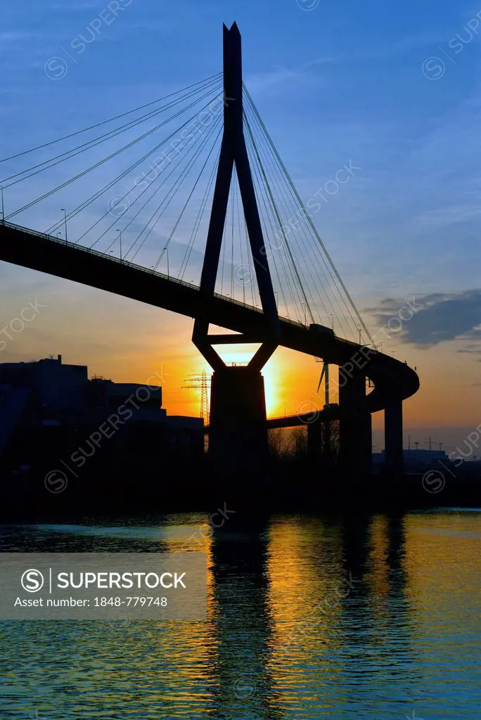 Koehlbrand Bridge at sunset