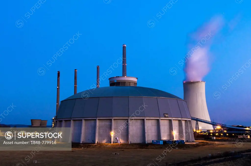 Staudinger Power Station operated by the energy company EON, at dusk