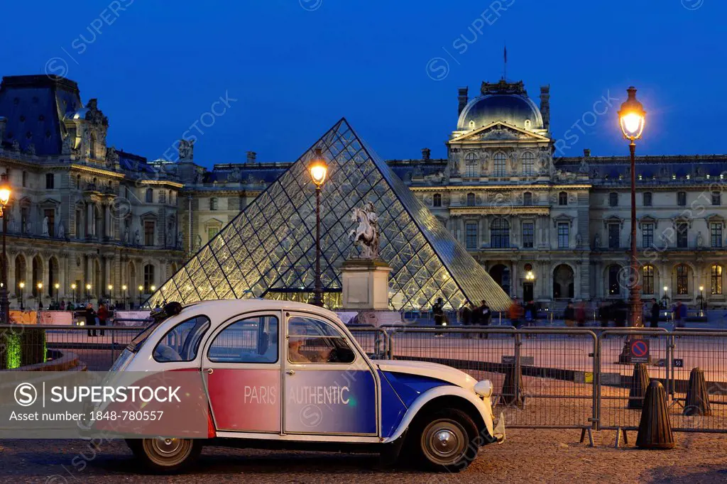 Citroen 2 CV parked front of the Musée du Louvre, Louvre Museum