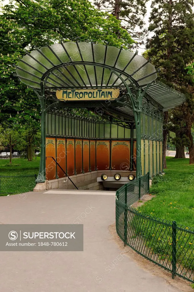 Entrance to the Metro, designed by Hector Guimard, Dauphine metro station