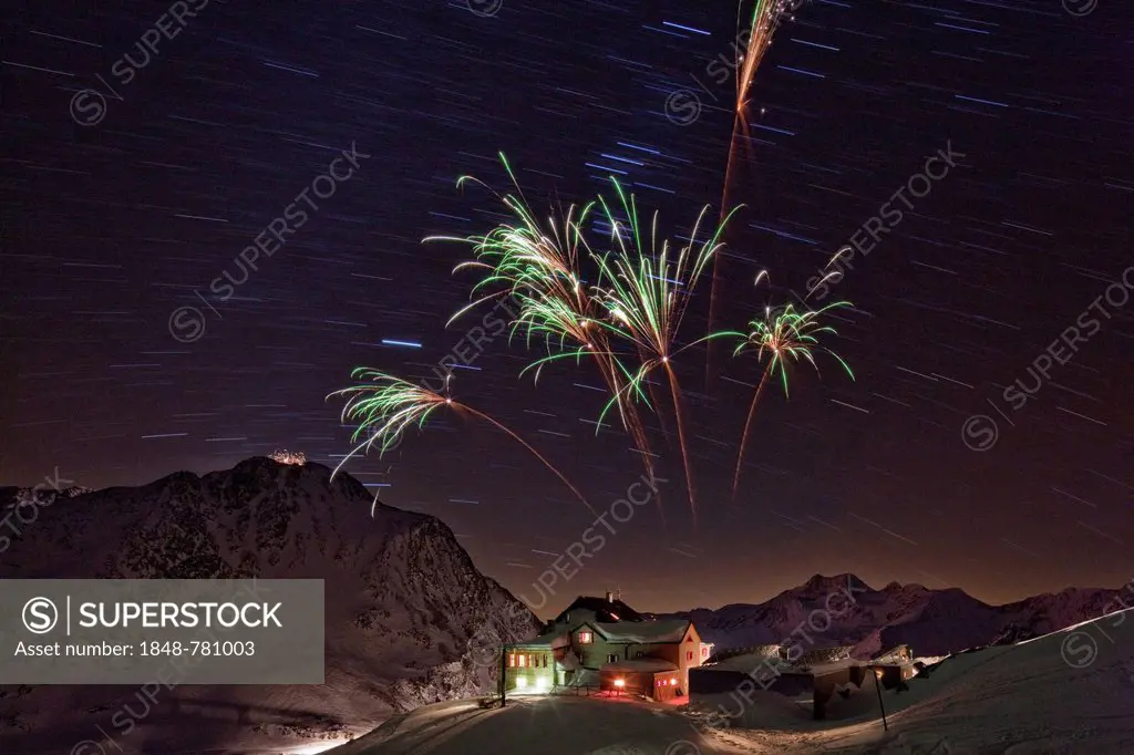 Fireworks, New Year's Eve, Bella Vista hut