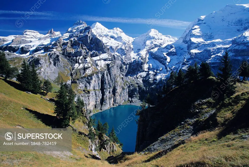 Oeschinensee Lake, peaks from left to right Mt Wildi Frau, Mt Blueemlisalp, Mt Fruendenhorn, Mt Doldenhorn
