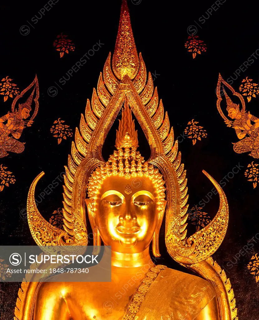 Golden Buddha statue, Buddha Phra Phuttha Chinnarat in the temple of Wat Phra Sri Rattana Mahathat