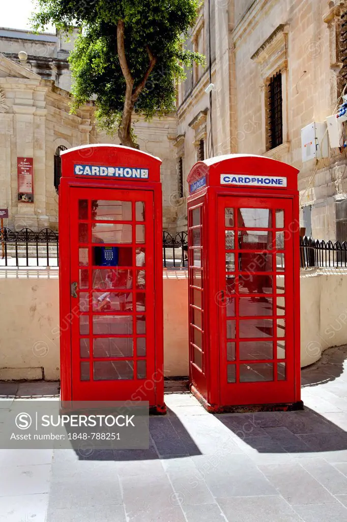 British telephone boxes