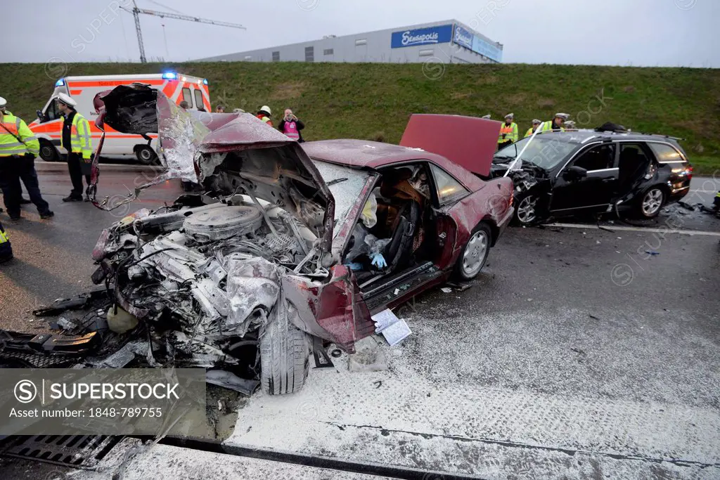 Fatal road traffic accident caused by a wrong-way driver on the A 81 motorway, Autobahn