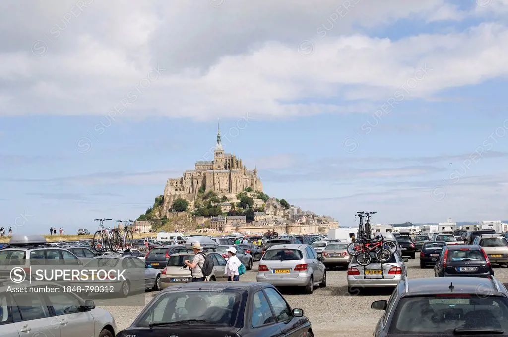 Full parking place in front of Mont Saint Michel, Normandy, France, Europe