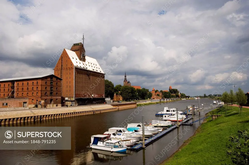 View over the historic town centre with port and granary, Tangermuende, Saxony-Anhalt, Germany, Europe