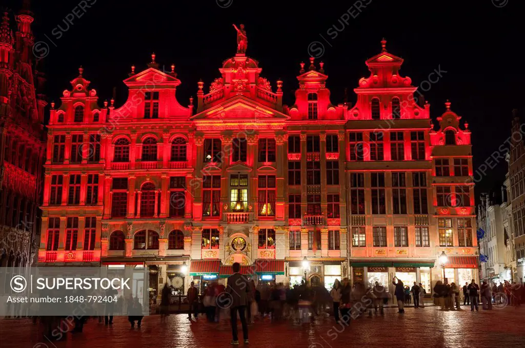Chaloupe d'Or, Grote Markt, Grand Place market square, illuminated at night
