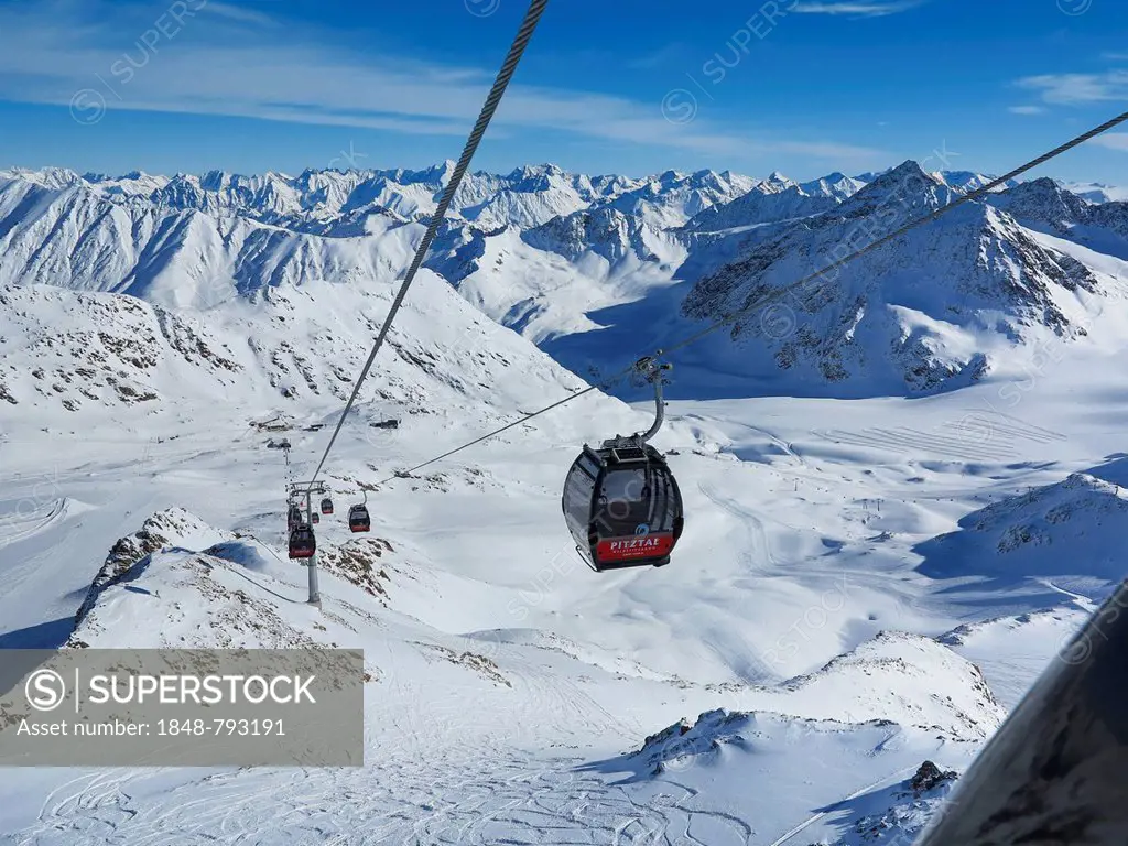 Pitztal Glacier, ski area, Wildspitzbahn gondola lift mountain station of Hinterer Brunnenkogel Mountain, 3440m, view towards the Stubai Alps