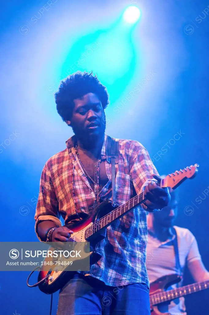 Michael Kiwanuka, British singer and songwriter, live at the Blue Balls Festival, KKL concert hall