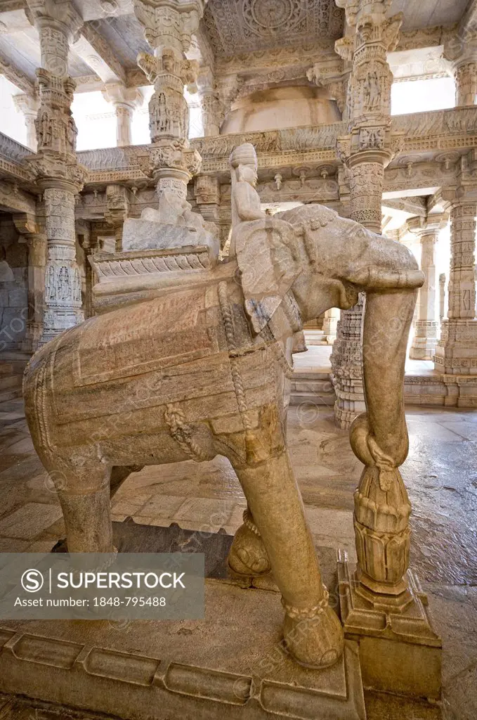 Sculpture, man riding an elephant, marble temple, temple of the Jain religion, Adinatha Temple