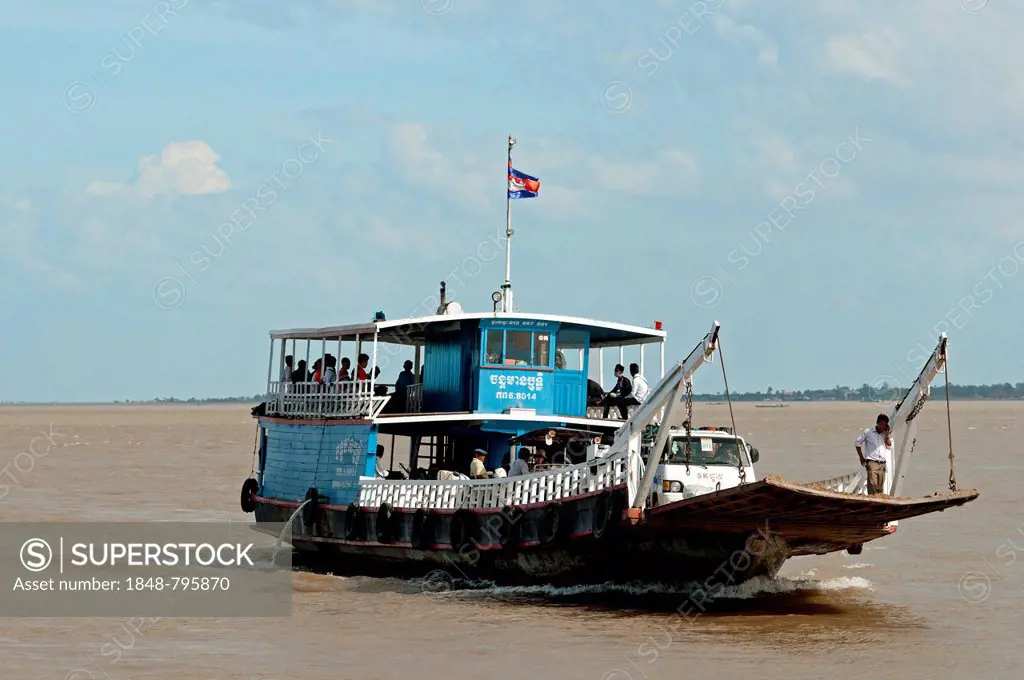 Ferry on the Mekong river near Phnom Penh, Cambodia, Southeast Asia