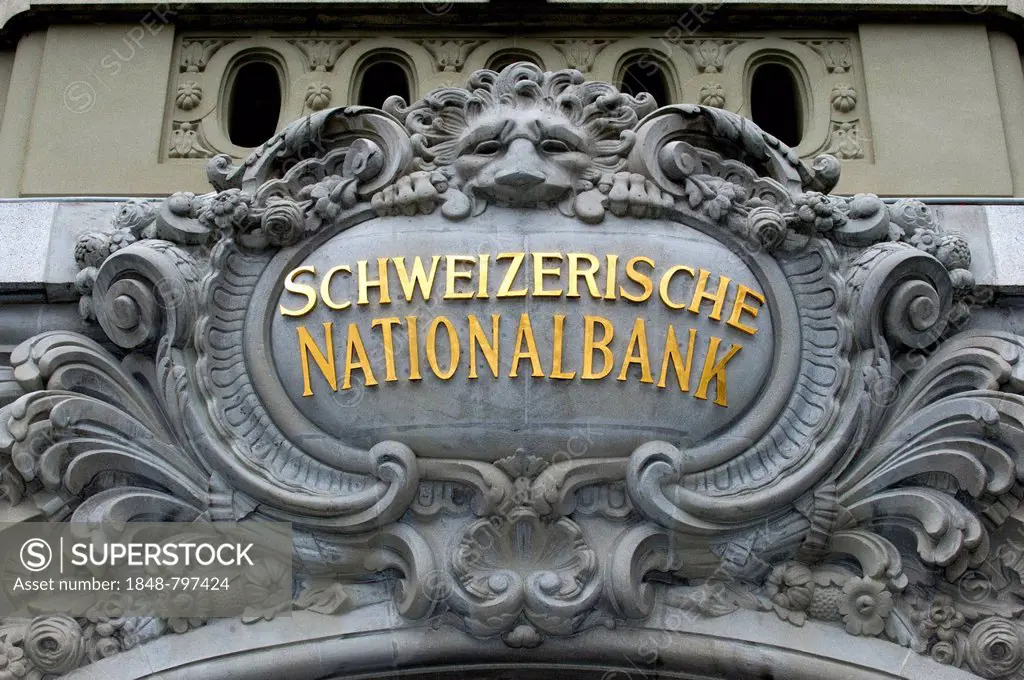 Lion medallion of Schweizerische Nationalbank, Swiss National Bank, over the main entrance, Bern, Switzerland, Europe