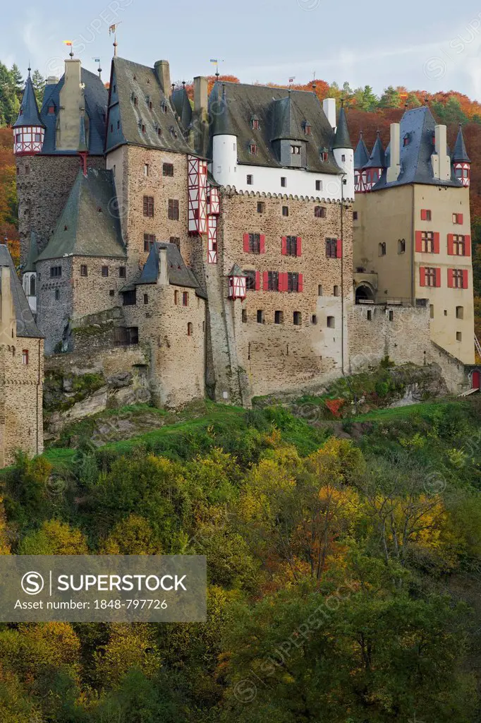 Burg Eltz castle, a Ganerbenburg shared by several families, Muenstermaifeld, Wierschem, Rhineland-Palatinate, Germany, Europe