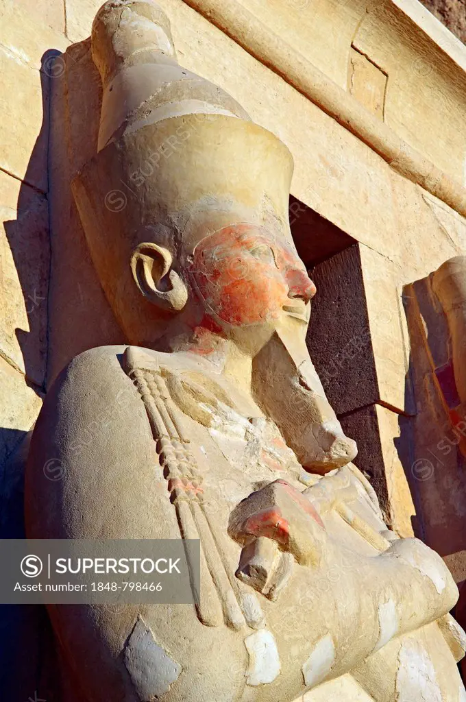 Osiris statue on the facade of the Temple of Hatshepsut