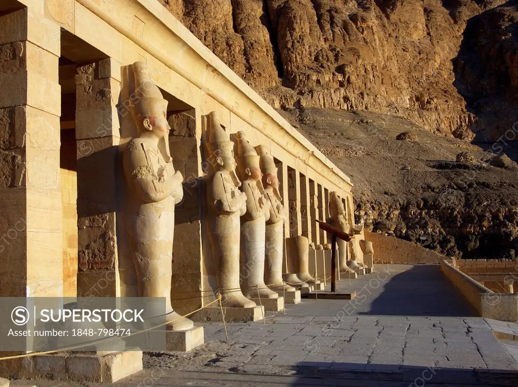 Facade with columns and Osiris statues at the Temple of Hatshepsut