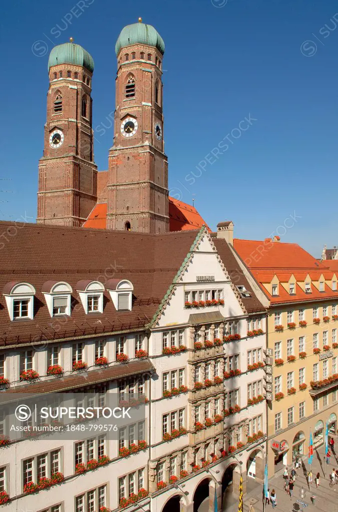Towers of the Cathedral of Our Dear Lady, Frauenkirche, with a pedestrian zone, Munich, Bavaria, Germany, Europe