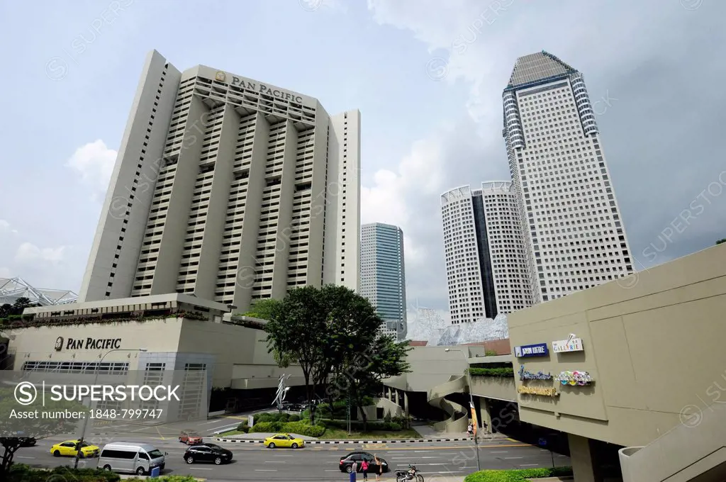 Pan Pacific Singapore Hotel, Centennial Tower and Millenia Tower in Marina Centre, architecture of the 1980s and 1990s, Central Area, Central Business...
