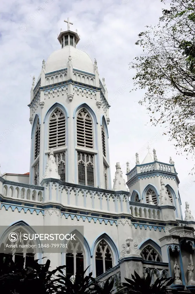 Saint Joseph's Church, a white church in the Gothic style, Victoria Street, Central Area, Central Business District, Singapore, Asia