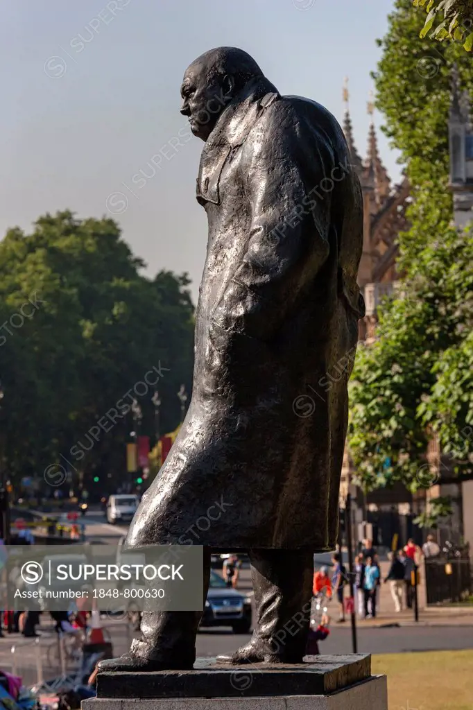 Winston Churchill Memorial, Parliament Square, Westminster, London, England, United Kingdom, Europe