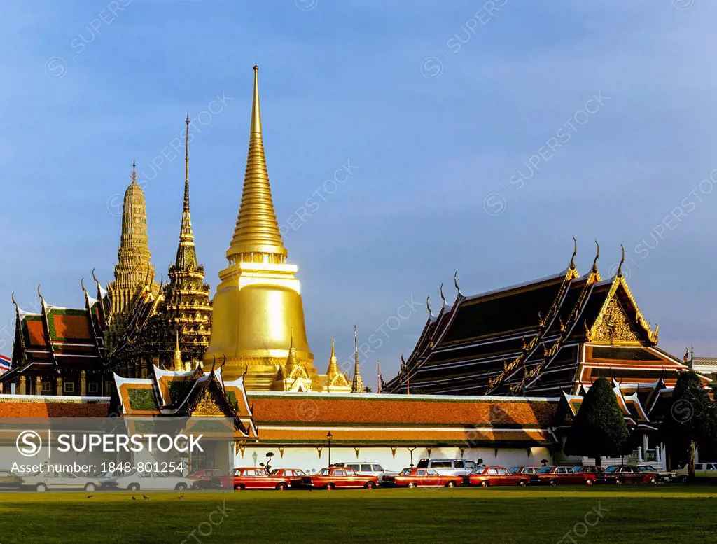 Wat Phra Kaeo Temple, Royal Palace, royal fleet of cars, Phra Si Rattana Chedi, Bangkok, Central Thailand, Thailand