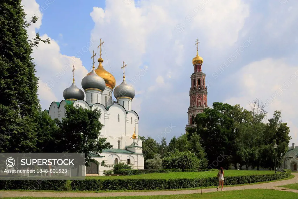 Cathedral of Our Lady of Smolensk and the six-storey bell tower, Nowodewitschi Monastyr or New Novodevichy Convent, Moskau, Moscow Oblast, Russia