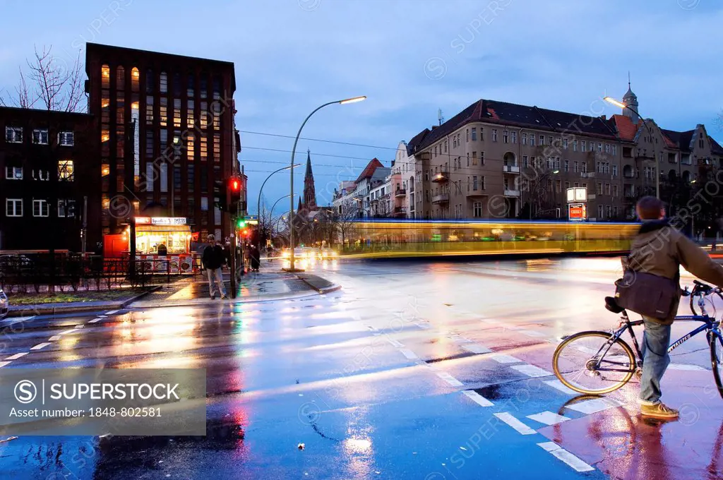 Evening, Streetlife with traffic on a rainy evening in Wedding, Berlin, Deutschland