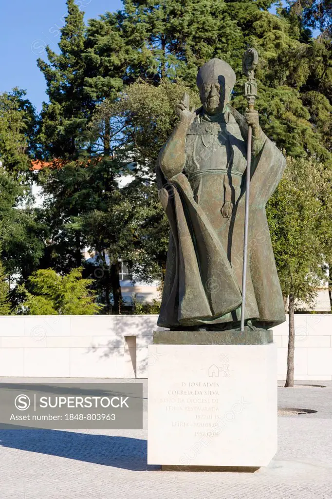 Statue of Bishop Jose Alves Correia da Silva, Santuario de Fatima, Fatima Shrine, Sanctuary of Our Lady of Fatima, Fatima, Ourem, Santarem, Portugal, ...