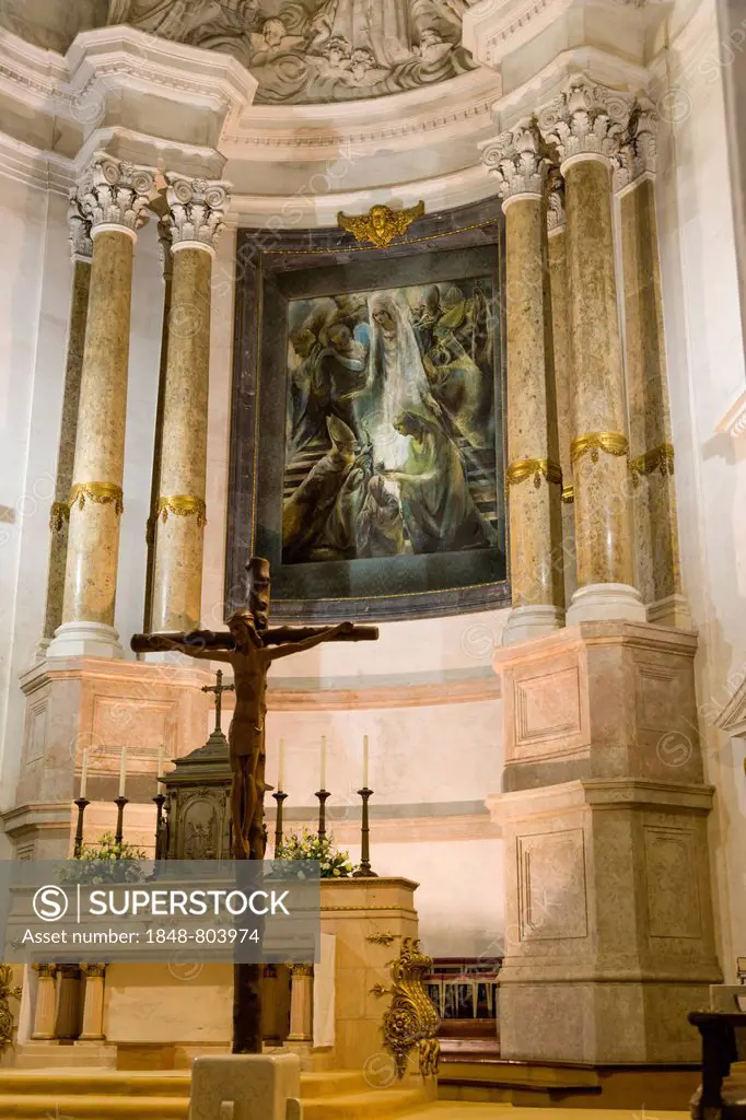 Interior view, Basilica of Our Lady of the Rosary, Santuario de Fatima, Fatima Shrine, Sanctuary of Our Lady of Fatima, Fatima, Ourem, Santarem, Portu...