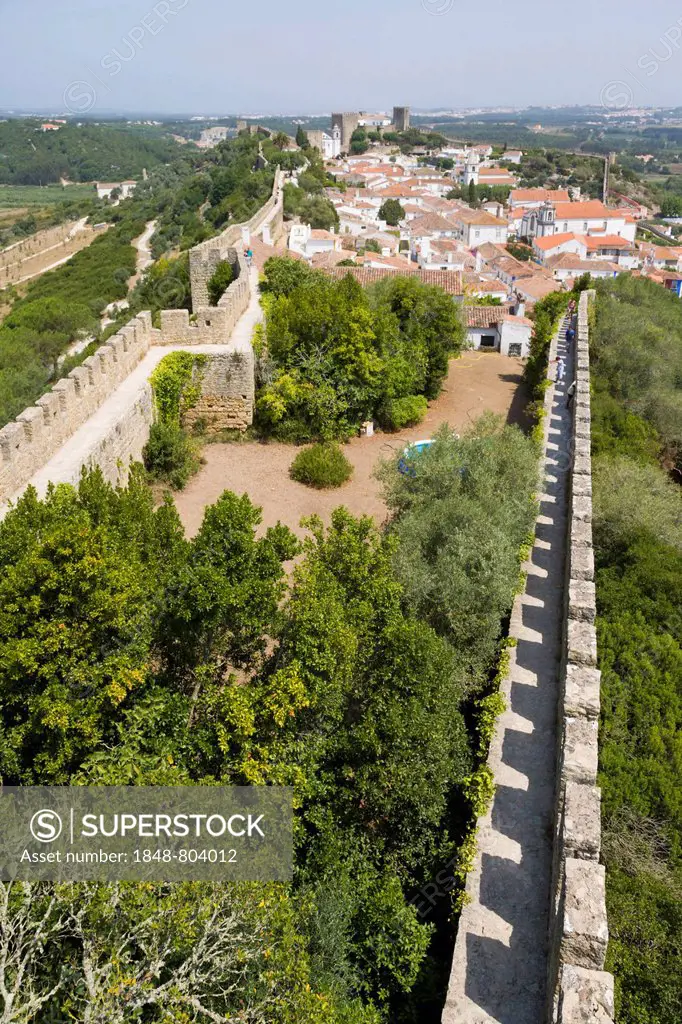 View of Obidos from the city wall, Castelo de Obidos, Obidos Castle, Obidos, Leiria District, Pinhal Litoral, Portugal, Europe