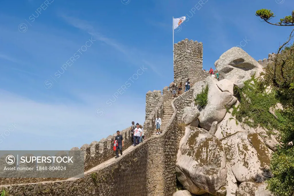 The Moorish Castle, Castle of the Moors, Castelo dos Mouros, Sintra Cascais Natural Park, Grande Lisboa, Lisbon Region, Portugal, Europe