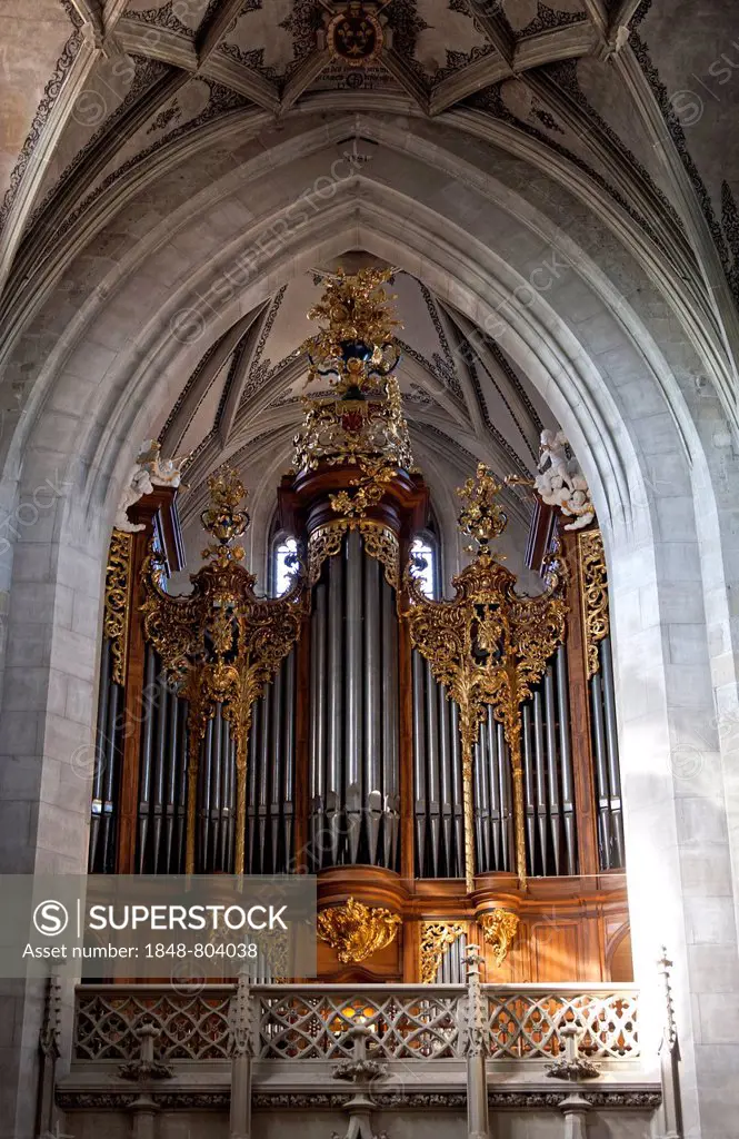 Main organ in Bern Minster, Bern, Switzerland, Europe