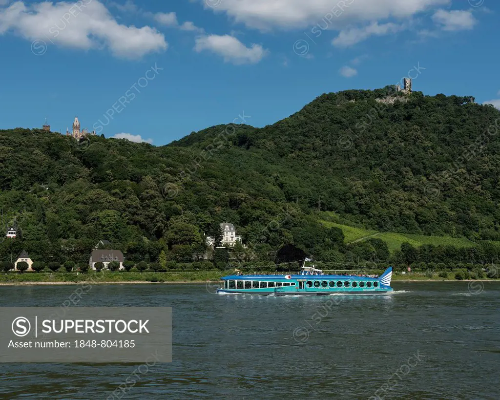 Mt. Drachenfels, Schloss Drachenburg castle and Burg Drachenfels castle ruins, MOBY DICK passenger boat on the Rhine, Königswinter, Siebengebirge, Nor...