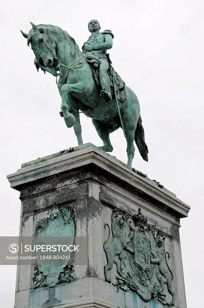 Equestrian statue of Wilhelm II, Place Guillaume II square, Luxembourg, Europe, PublicGround