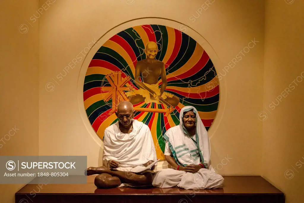 A sculpture of Mahatma Gandhi and his wife Kasturba in the Gandhi Memorial Museum, New Delhi, Delhi, India