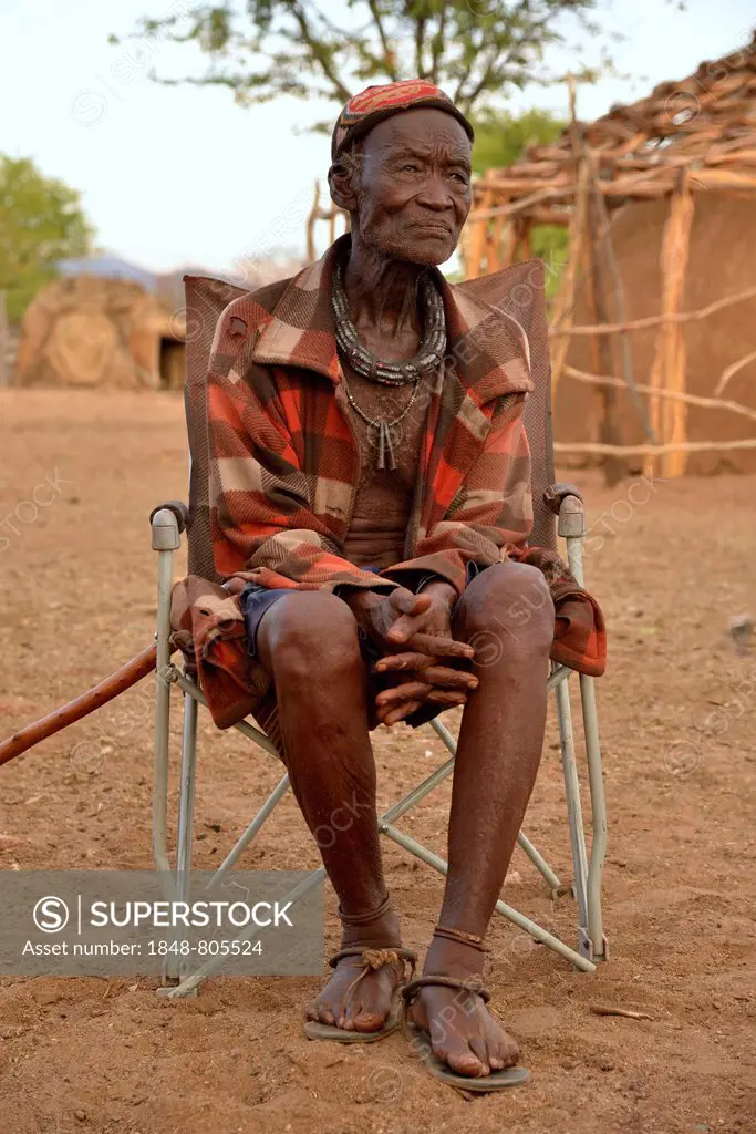 Chief Hikuminue Kapika, chief of the Namibian Himba, in his kraal, Omuramba, Kaokoland, Kunene, Namibia