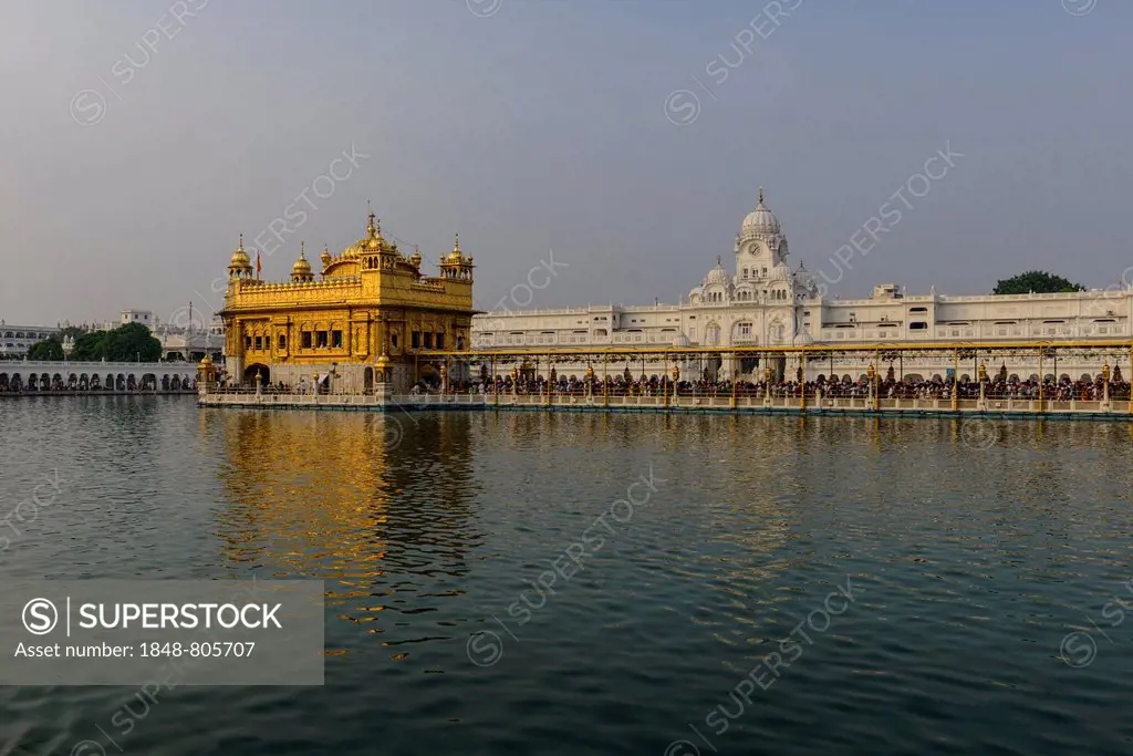 Harmandir Sahib or Golden Temple, a holy Sikh temple, Amritsar, Punjab, India