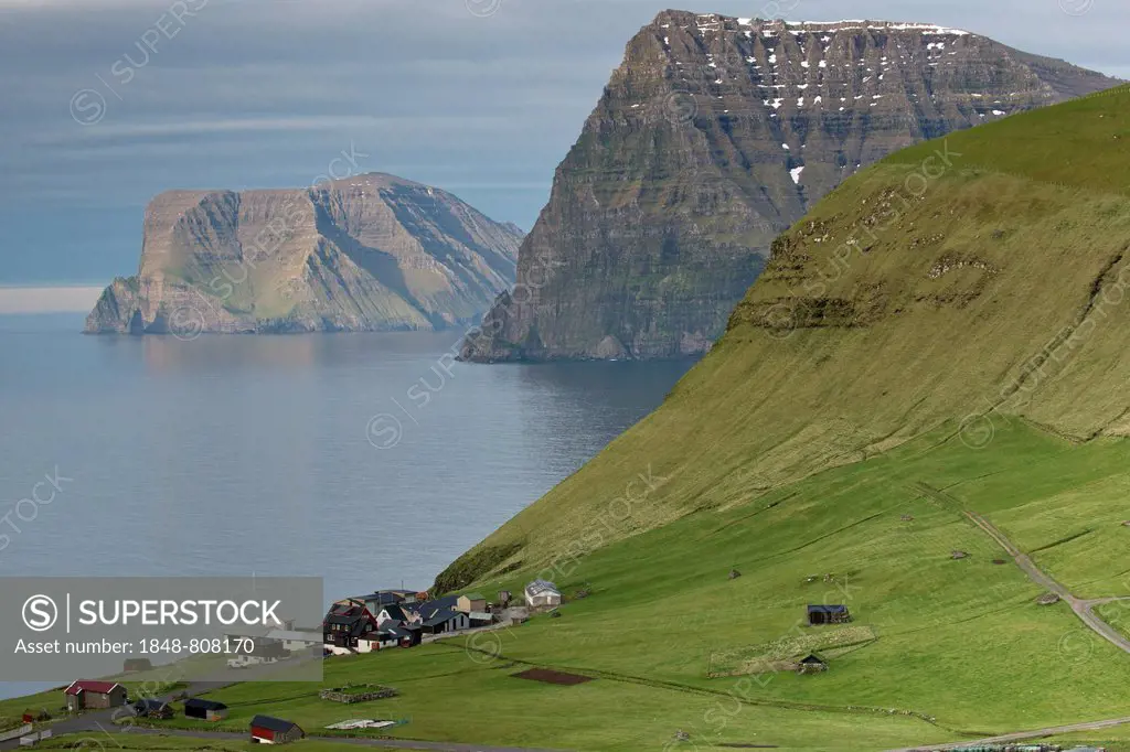 Island of Viðoy with Cape Enniberg and the village of Kunoy, Trøllanes, Kalsoy, Norðoyar, Faroe Islands, Denmark