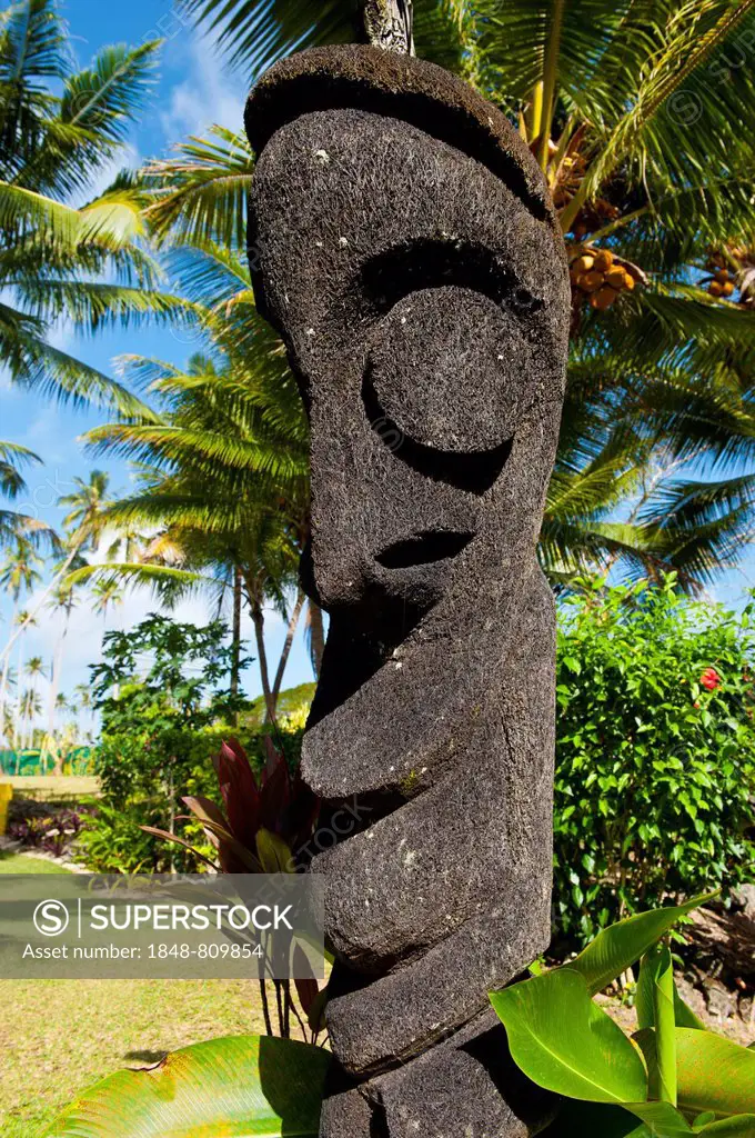 Carved statue at a resort, Aore Island, Sanma Province, Vanuatu